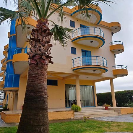 Eleart Aparthotel Голем Екстериор снимка