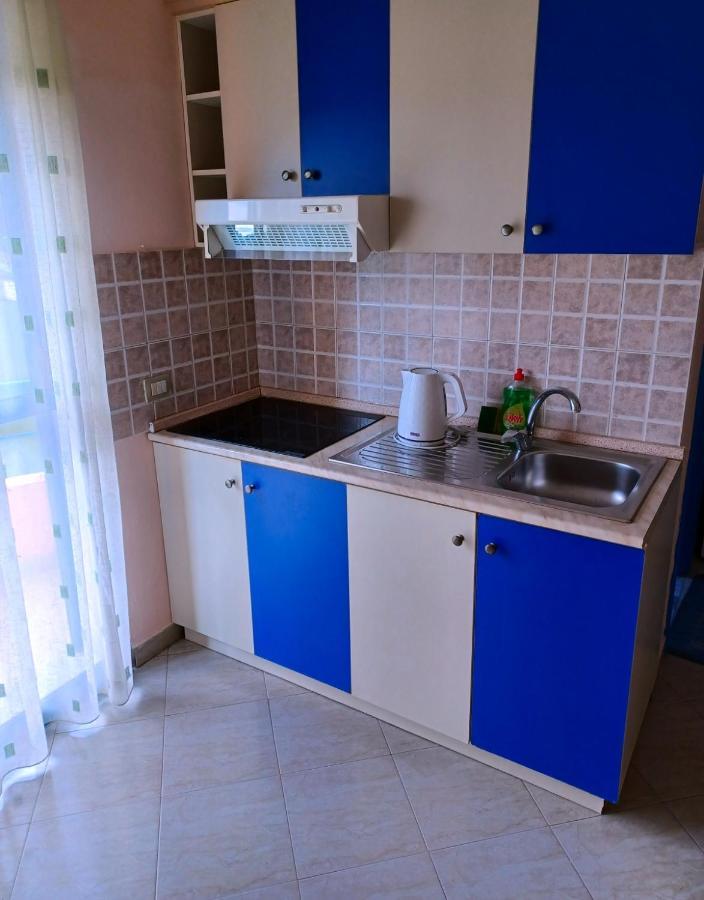 Eleart Aparthotel Голем Екстериор снимка