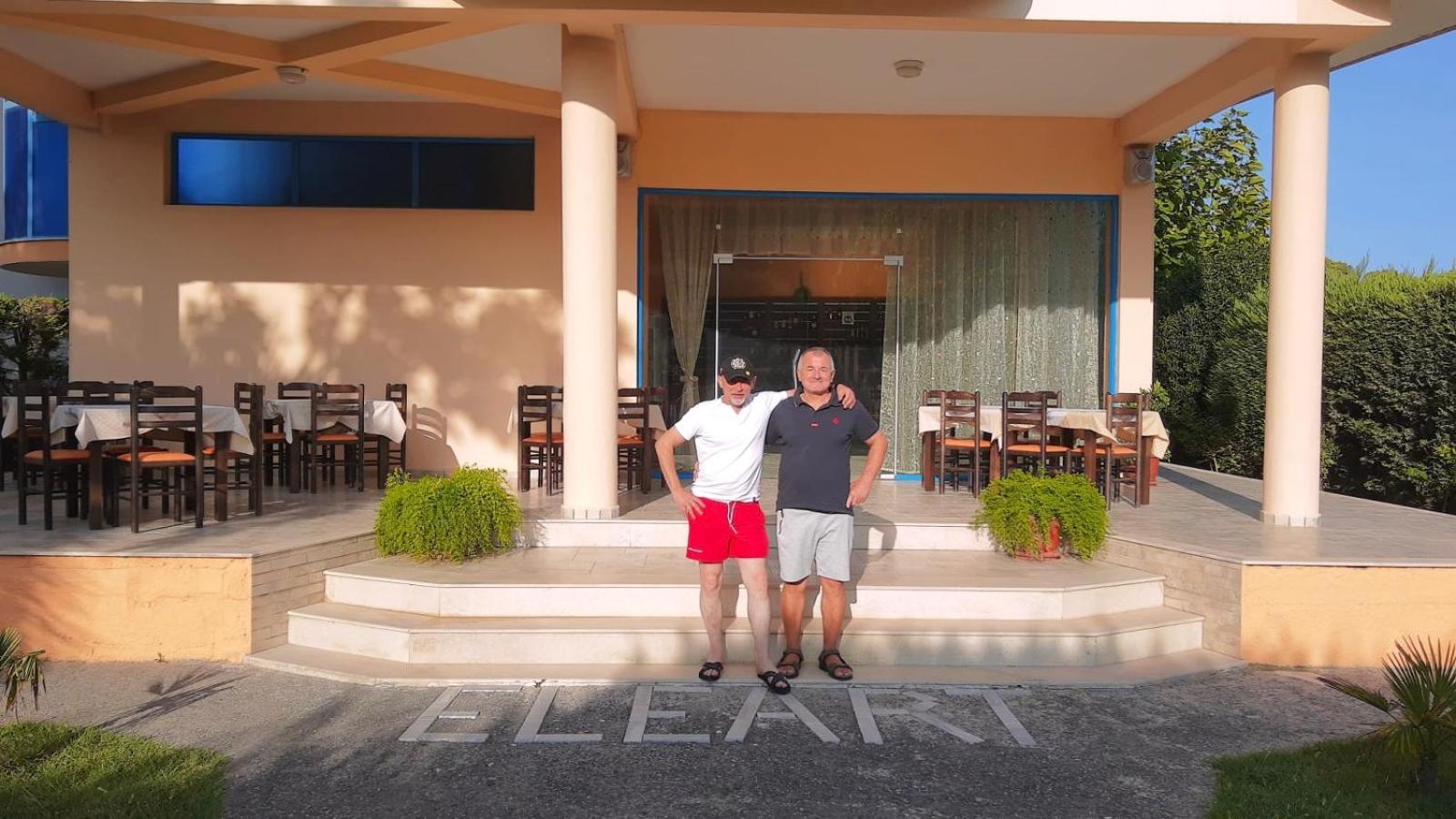 Eleart Aparthotel Голем Екстериор снимка